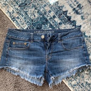American eagle jean shorts Sz. 4